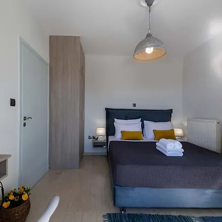 Skyhigh Haven Apartment Kalamata Exterior photo