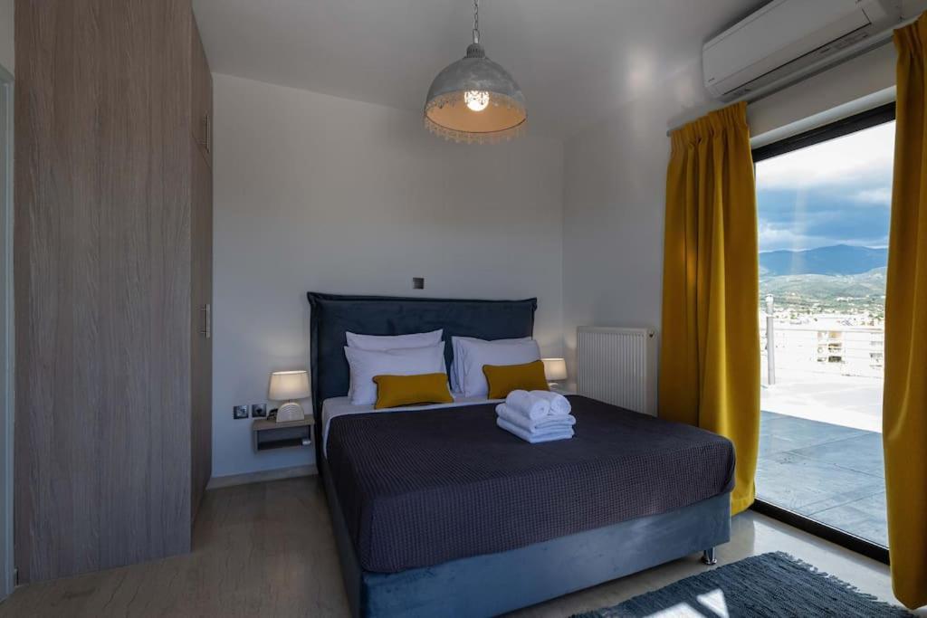 Skyhigh Haven * Kalamata