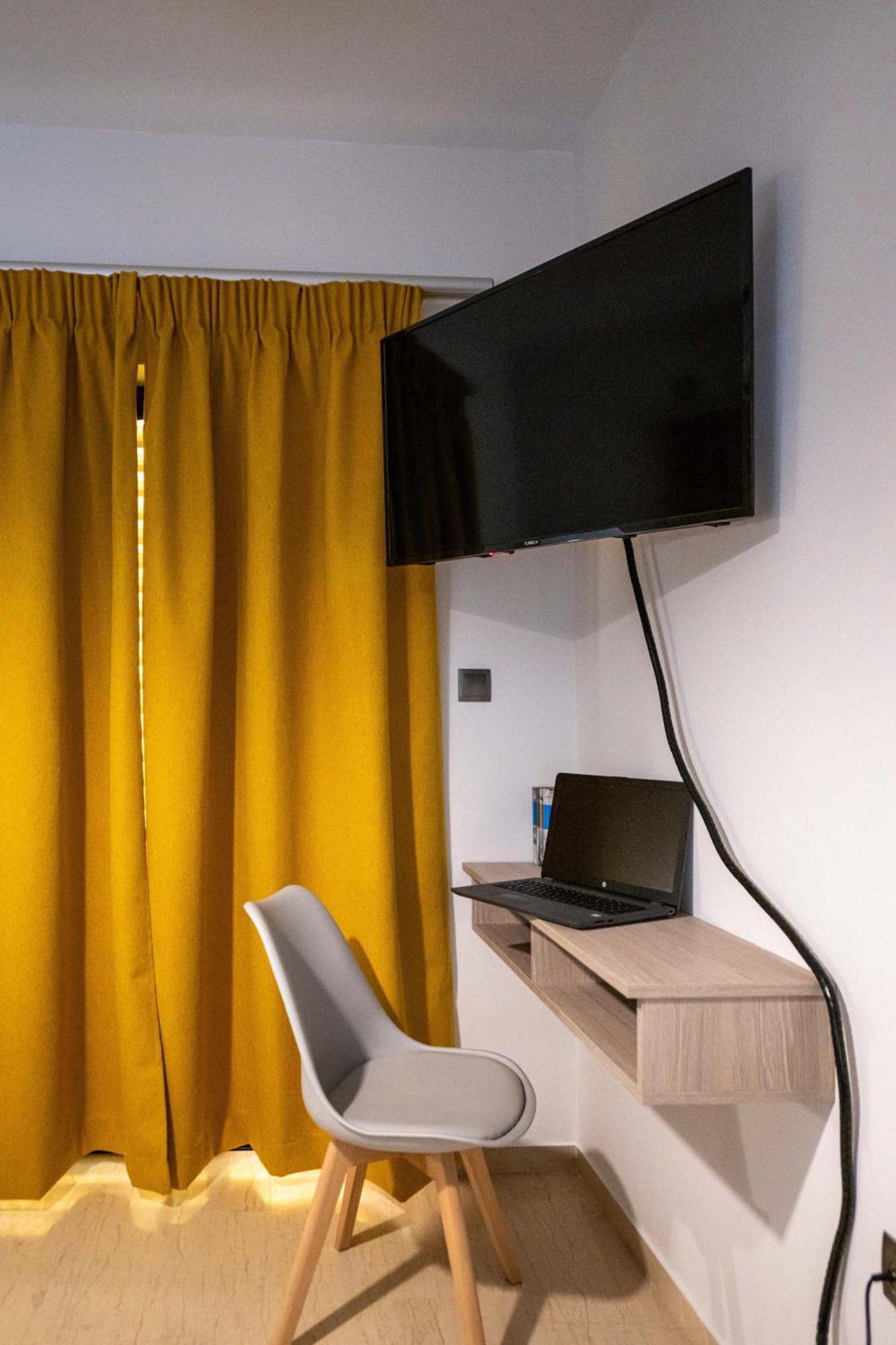 Skyhigh Haven Apartment Kalamata