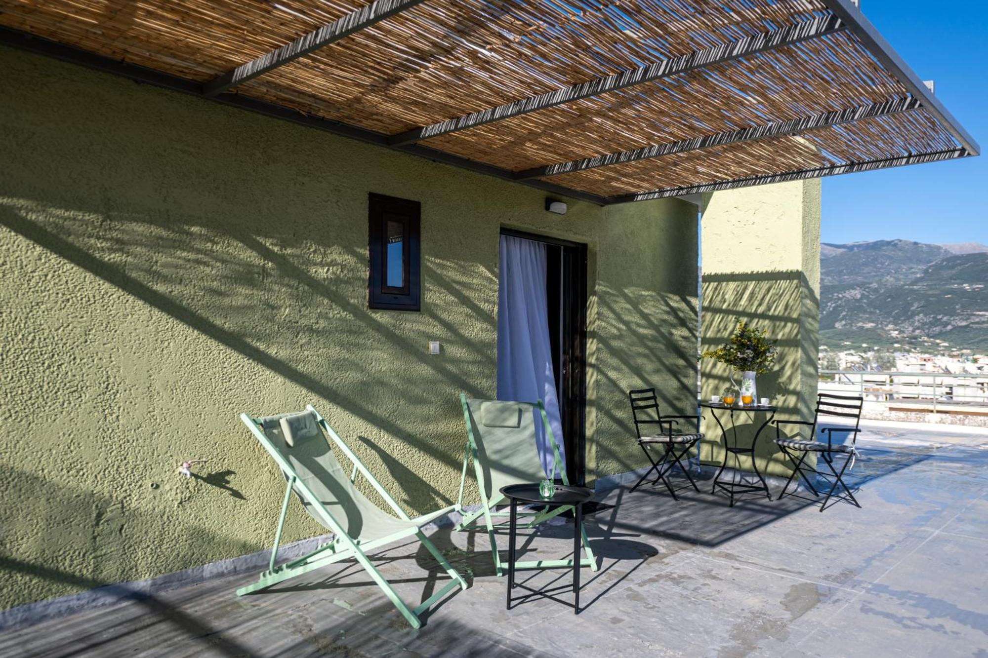 Skyhigh Haven Apartment Kalamata